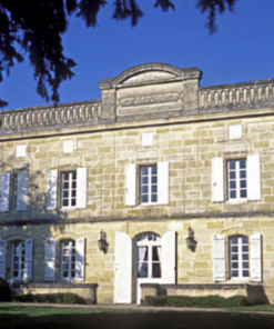 Château Perron Lalande-de-Pomerol Vineyard Château Building