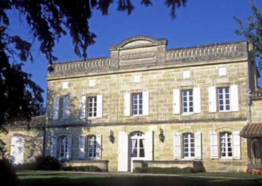 Château Perron Lalande-de-Pomerol Vineyard Château Building